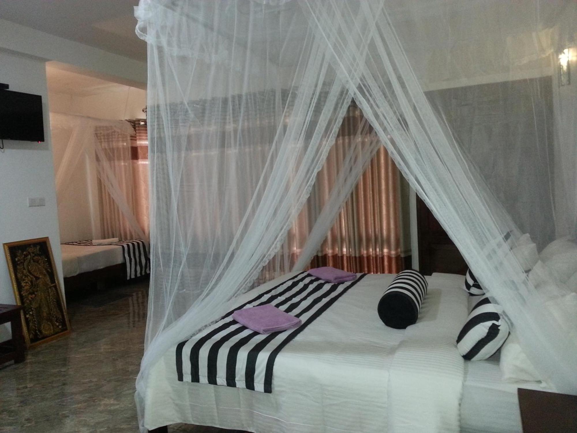 Wow Home Stay Ella Exterior photo